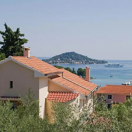 Cozy Holiday In With Seaview