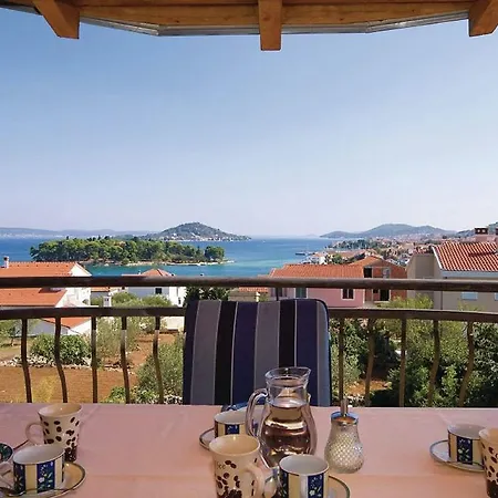 Hébergement de vacances Cozy Holiday In With Seaview Preko
